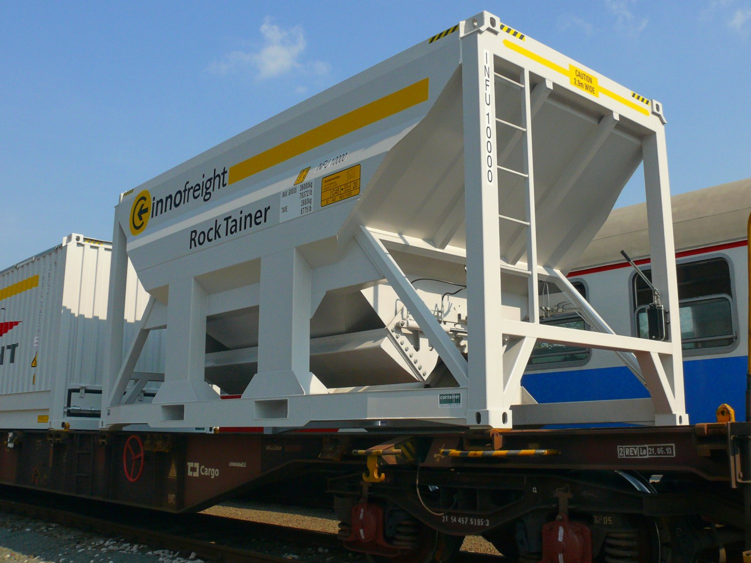innofreight kontejner na železnici
